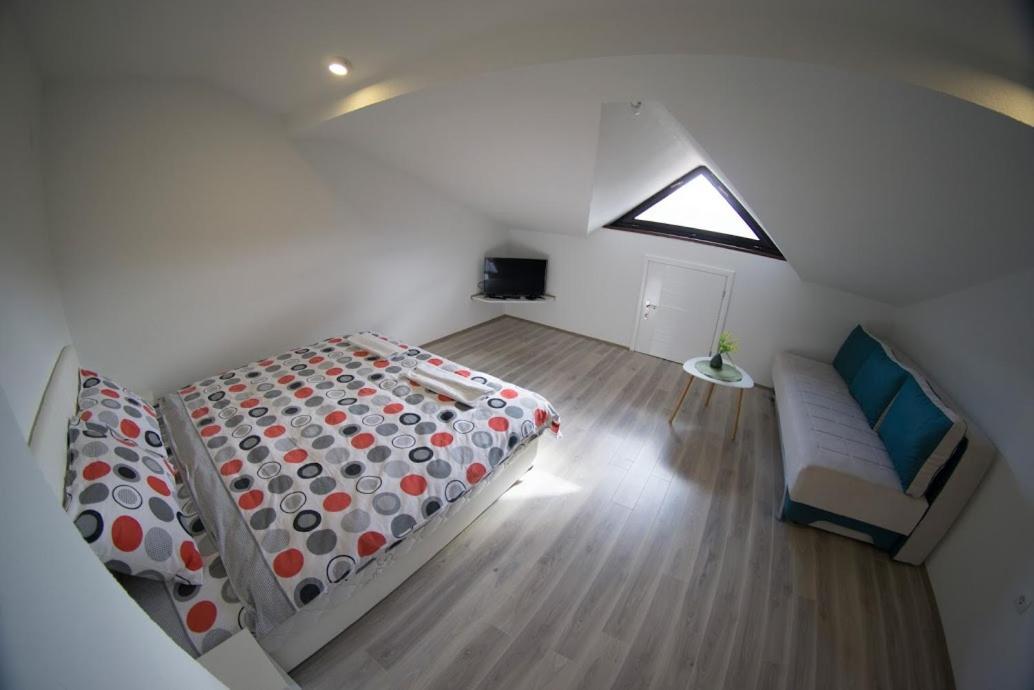 Apartmani Ivkovic+ Trebinje Ngoại thất bức ảnh